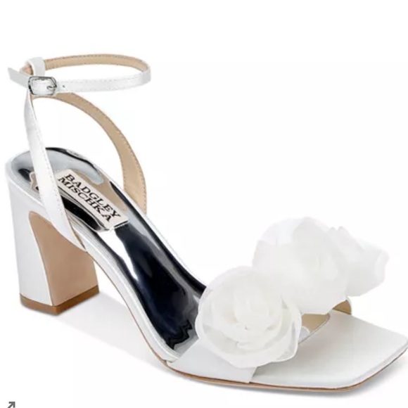 Badgley Mischka Carli Ankle-Strap Sandals - Soft White size 7.5 new - Picture 4 of 16